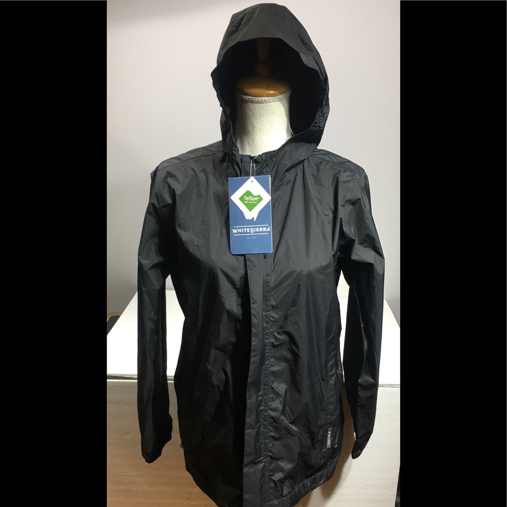 WhiteSierra jacket Trabagon . Rain shell